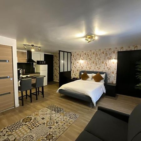 Ks Paris Studio Appart Near Station Gare Du Nord And Gare De L Est Luaran gambar