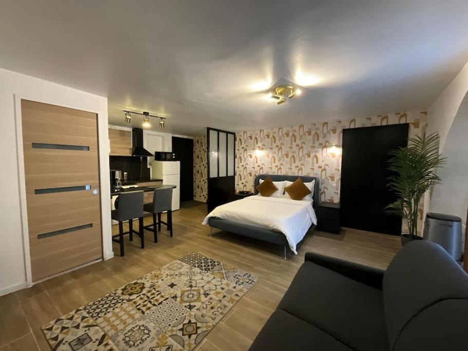 Ks Paris Studio Appart Near Station Gare Du Nord And Gare De L Est Luaran gambar